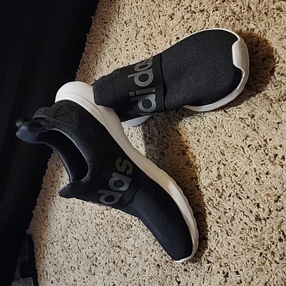 Adidas Cloudfoam Shoes - Picture 3 of 7